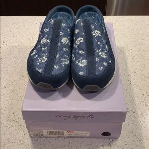 Easyspirit Slide Ons